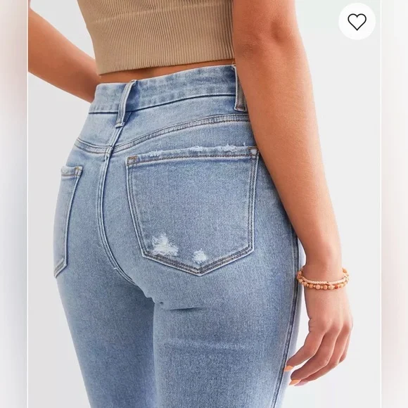 Flying Monkey - Mid-Rise Flare Stretch Jean - 31/32 - Picture 5 of 9